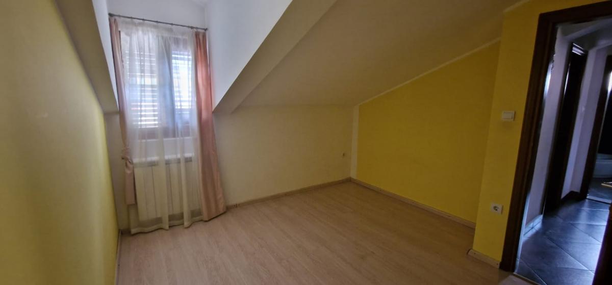 Višesoban stan u Kotoru, 120m² 7