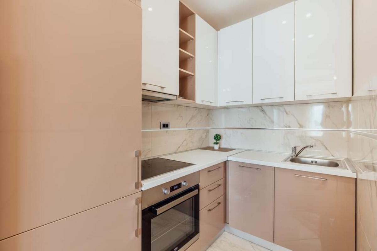 Two-bedroom apartment with sea view, 64 m2, Obala Đurašević 11