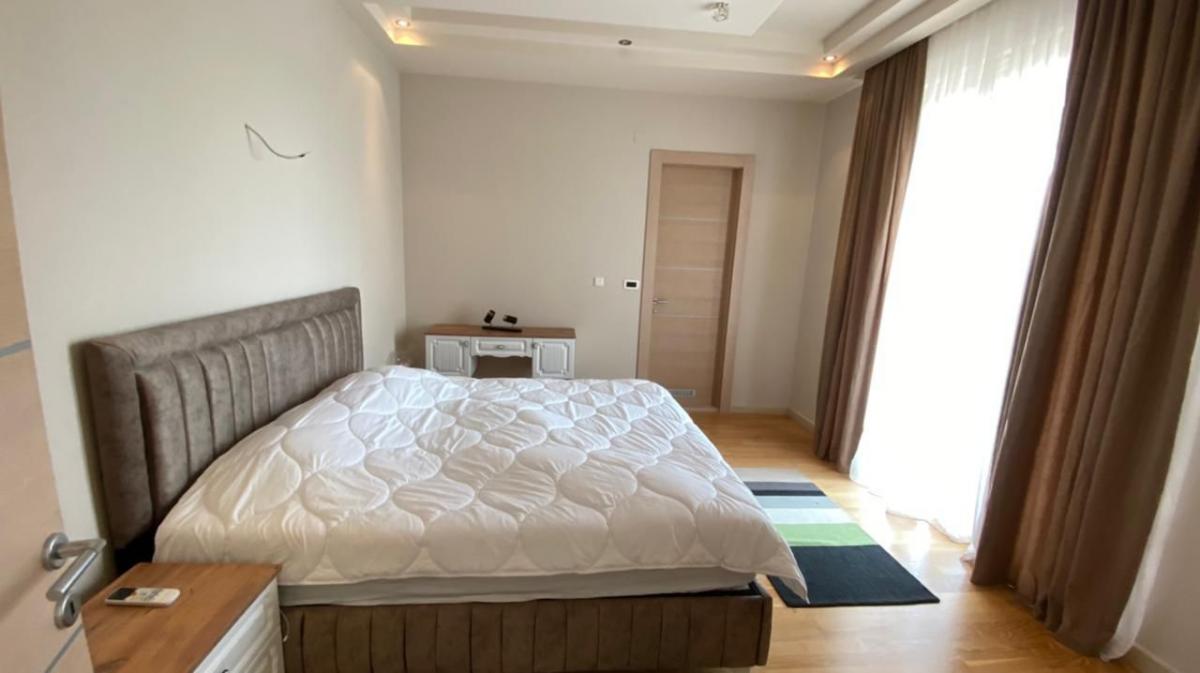 Dvosoban stan u Budvi, 120m² 9
