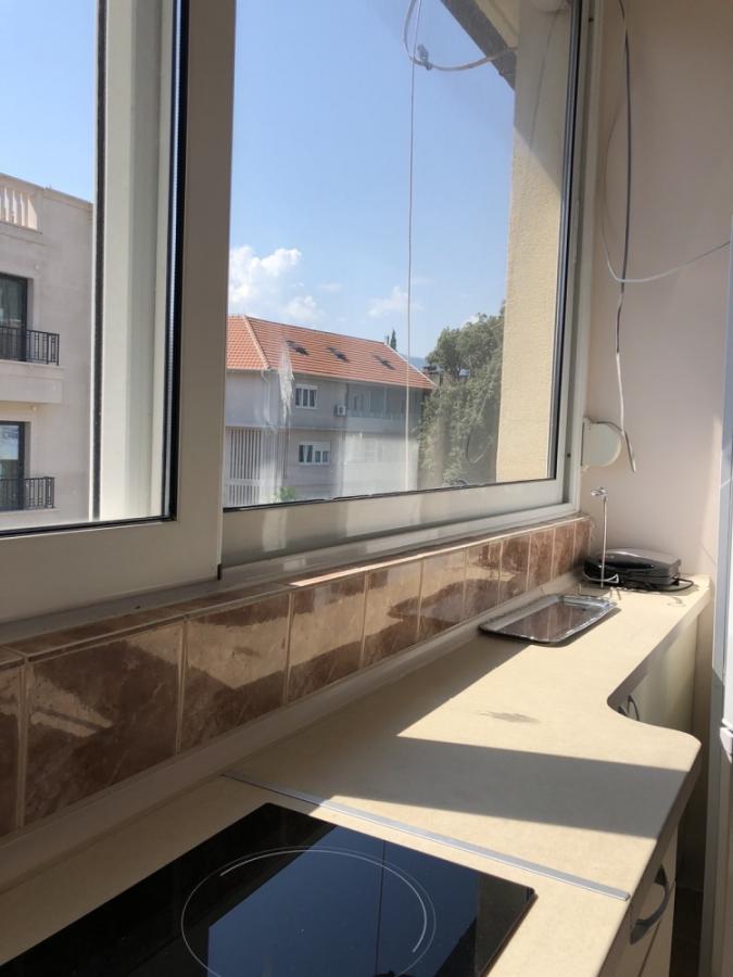 Dvosoban stan u Tivtu, 55m² 11