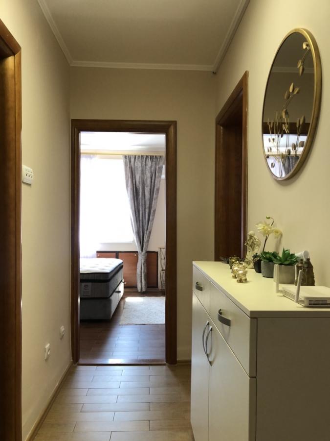 Dvosoban stan u Tivtu, 55m² 10