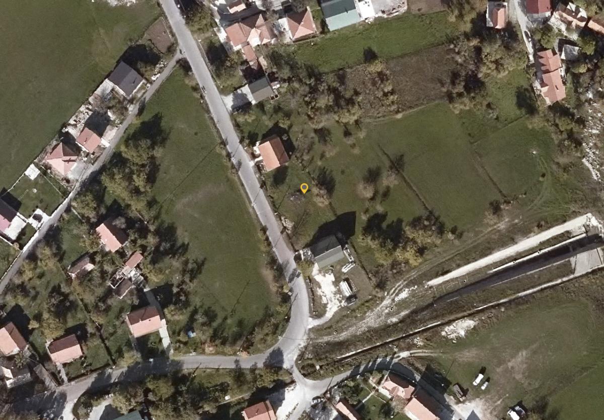 Nekretnina na Cetinju, 1m²