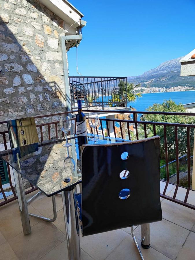 One-bedroom apartment 58 m2 for sale, Herceg Novi, Njivice 3