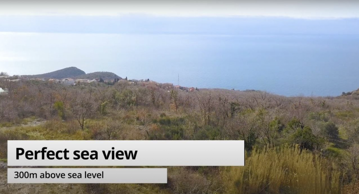 Urbanized land of 1204m2 for sale in Blizikuce 3