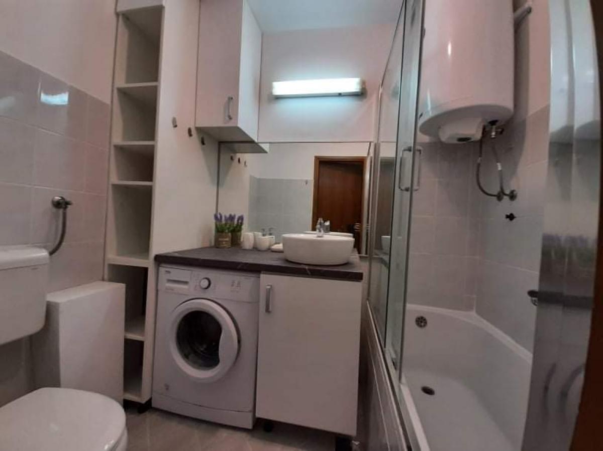 Jednosoban stan u Tivtu, 63m² 6