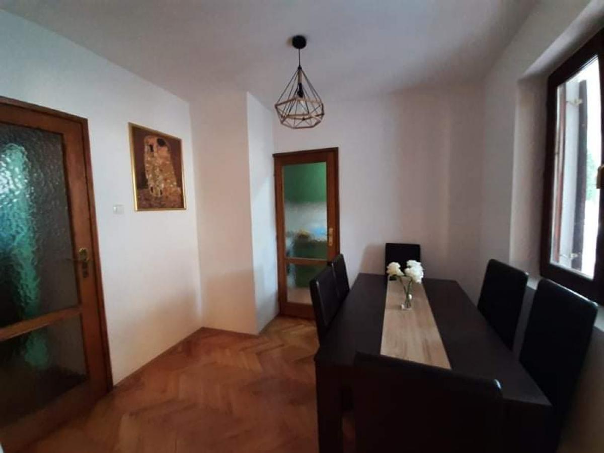 Jednosoban stan u Tivtu, 63m² 7