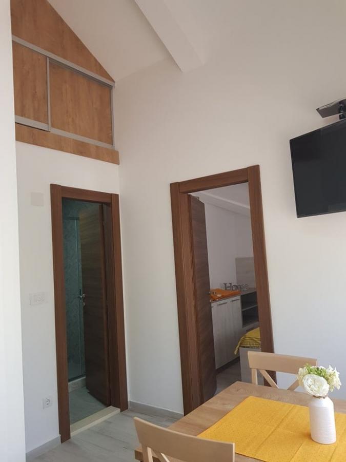 Dvosoban stan u Tivtu, 46m² 3