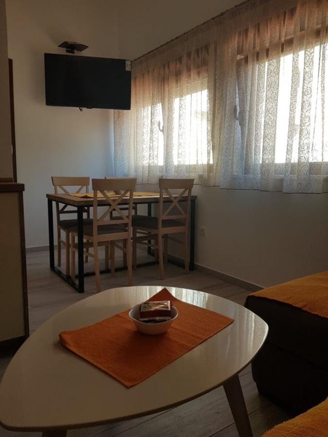 Dvosoban stan u Tivtu, 46m² 4