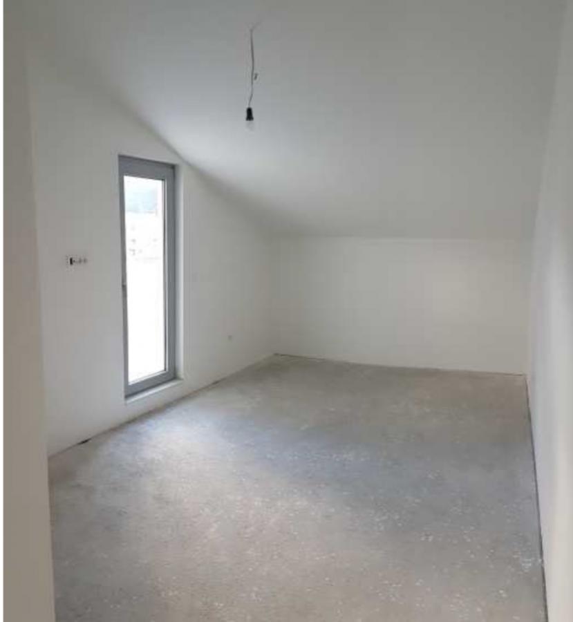 For sale: Attractive apartment in Budva with sea view 5