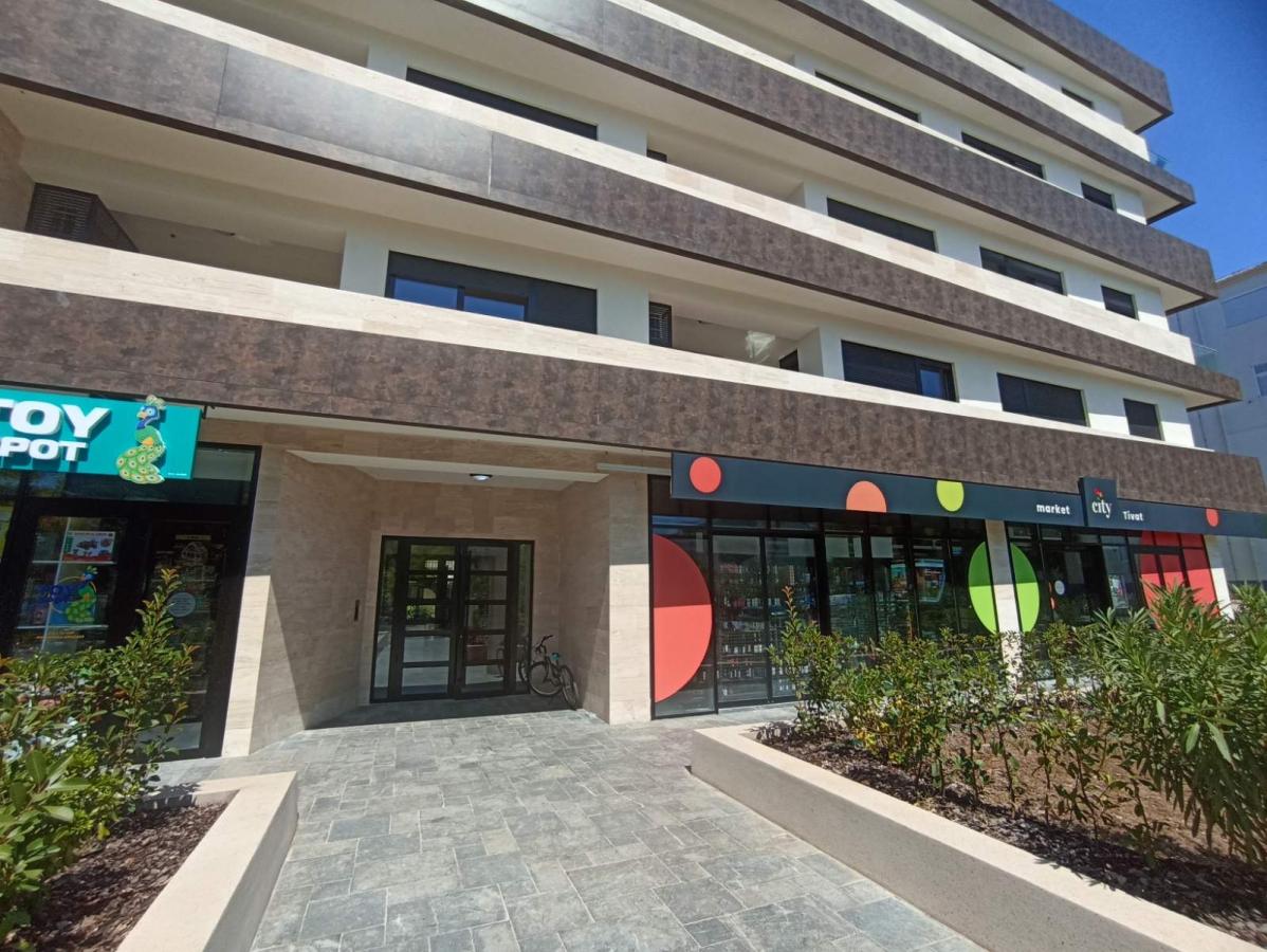 For rent: One-bedroom apartment 46 m2, Tivat 12