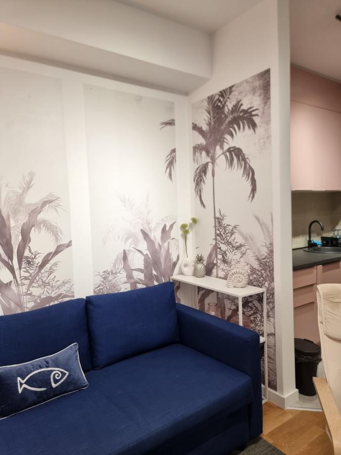 For rent: One-bedroom apartment 46 m2, Tivat 28