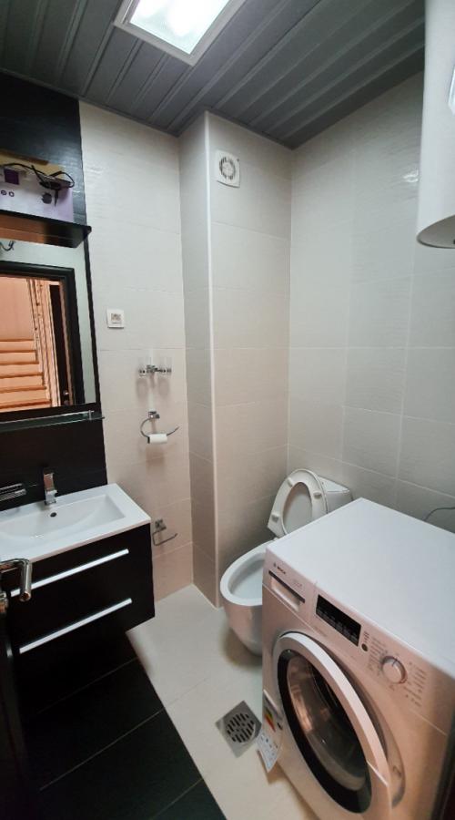 For sale: duplex apartment with terrace 107 m2 4