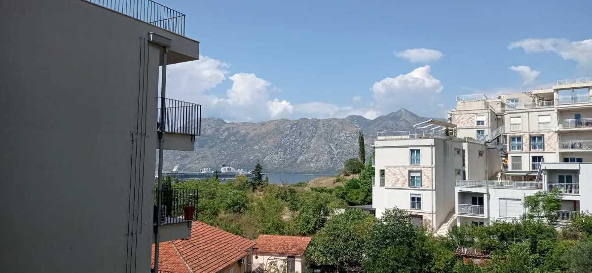 Dvosoban stan u Kotoru, 81m² 7