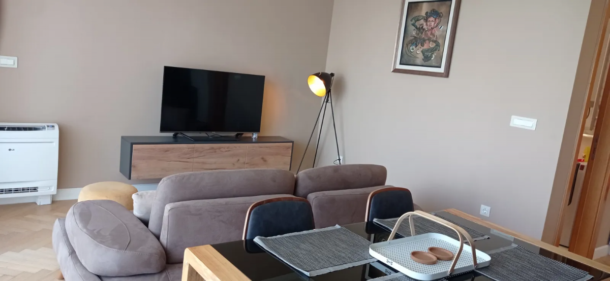 Dvosoban stan u Kotoru, 81m² 8