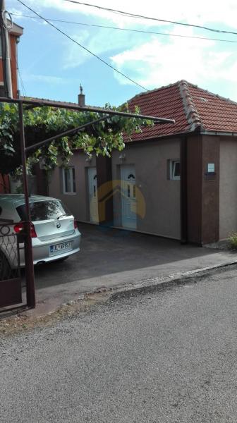 Kuća u Podgorici, 800m² 2
