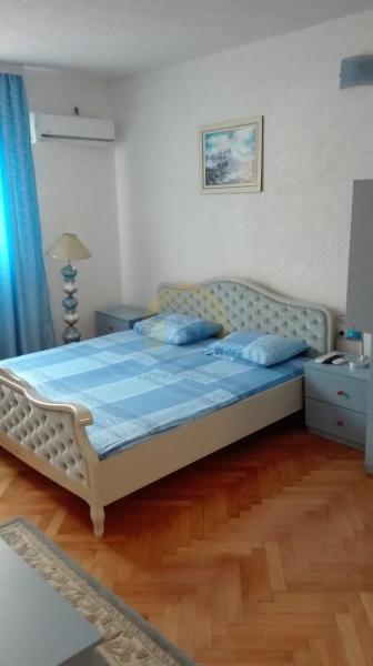 Kuća u Podgorici, 800m² 12