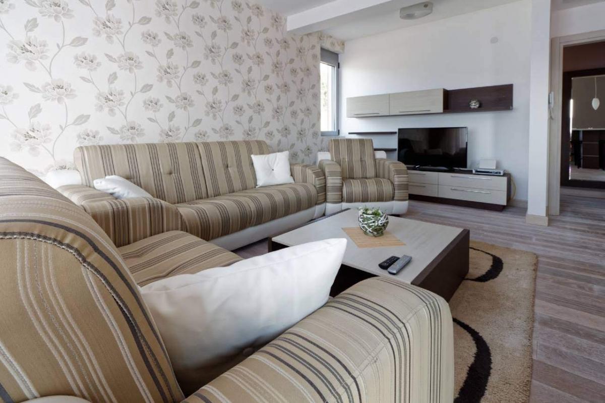 For rent: Duplex apartment with a sea view 6