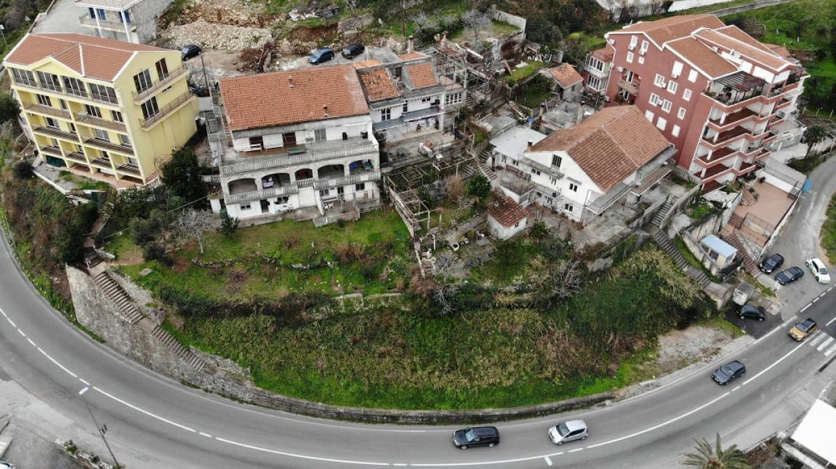 For sale: Urbanized land 1374 m2, GBA 800 m2 4