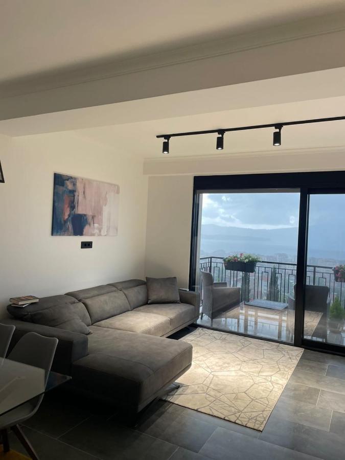 Luxurious one-bedroom apartment of 45m2 with pool in Tivat 4