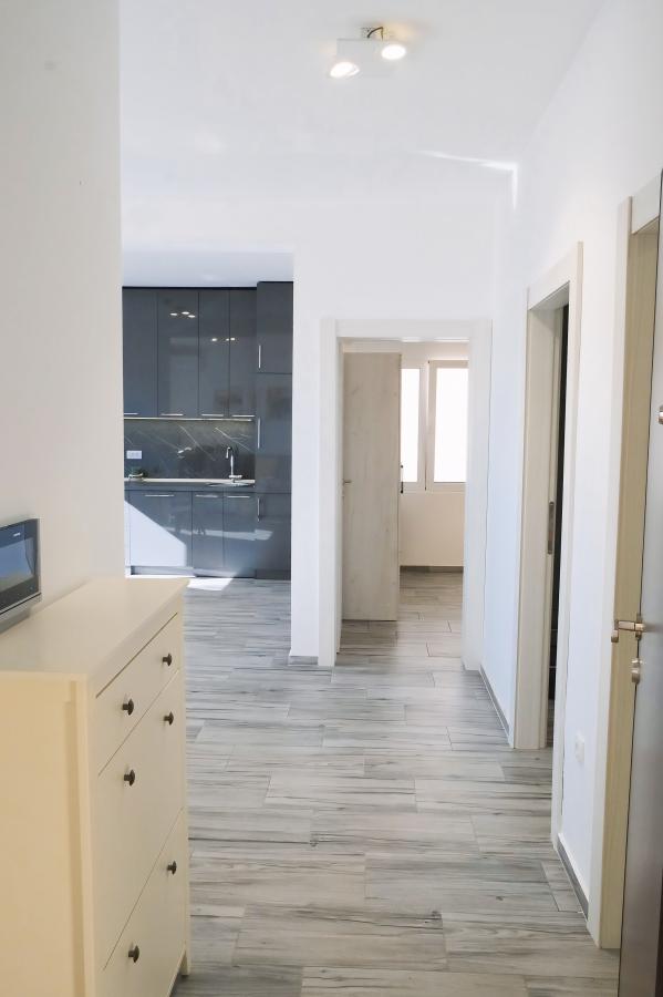Luxurious two-bedroom apartment of 55m2 with swimming pool in Tivat 20