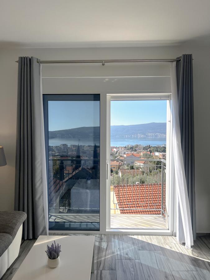 Luxurious two-bedroom apartment of 55m2 with swimming pool in Tivat 3