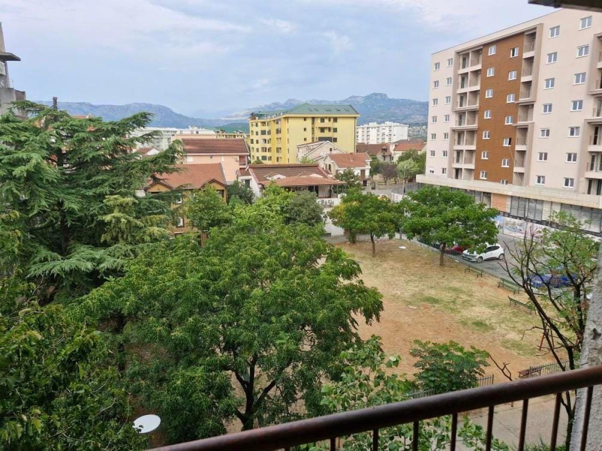 Dvosoban stan u Podgorici, 58m² 5