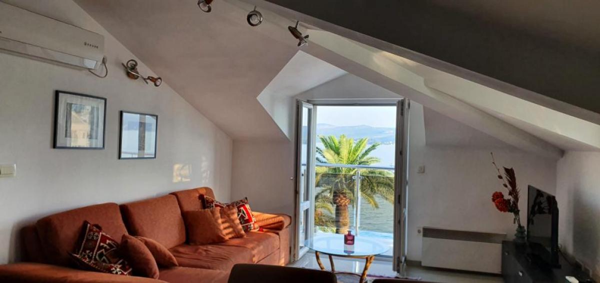 Dvoiposoban stan u Tivtu, 80m² 7