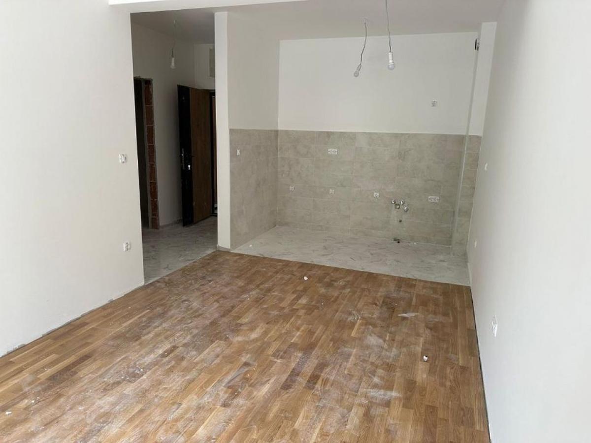 For sale: One-bedroom apartment of 42 m2, Budva 4