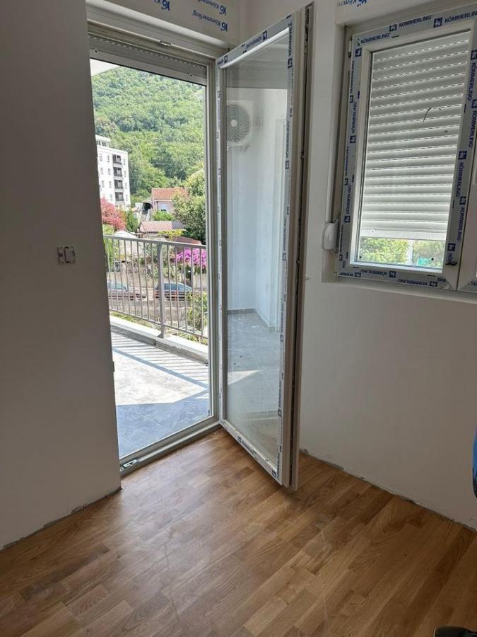 For sale: One-bedroom apartment of 42 m2, Budva 8