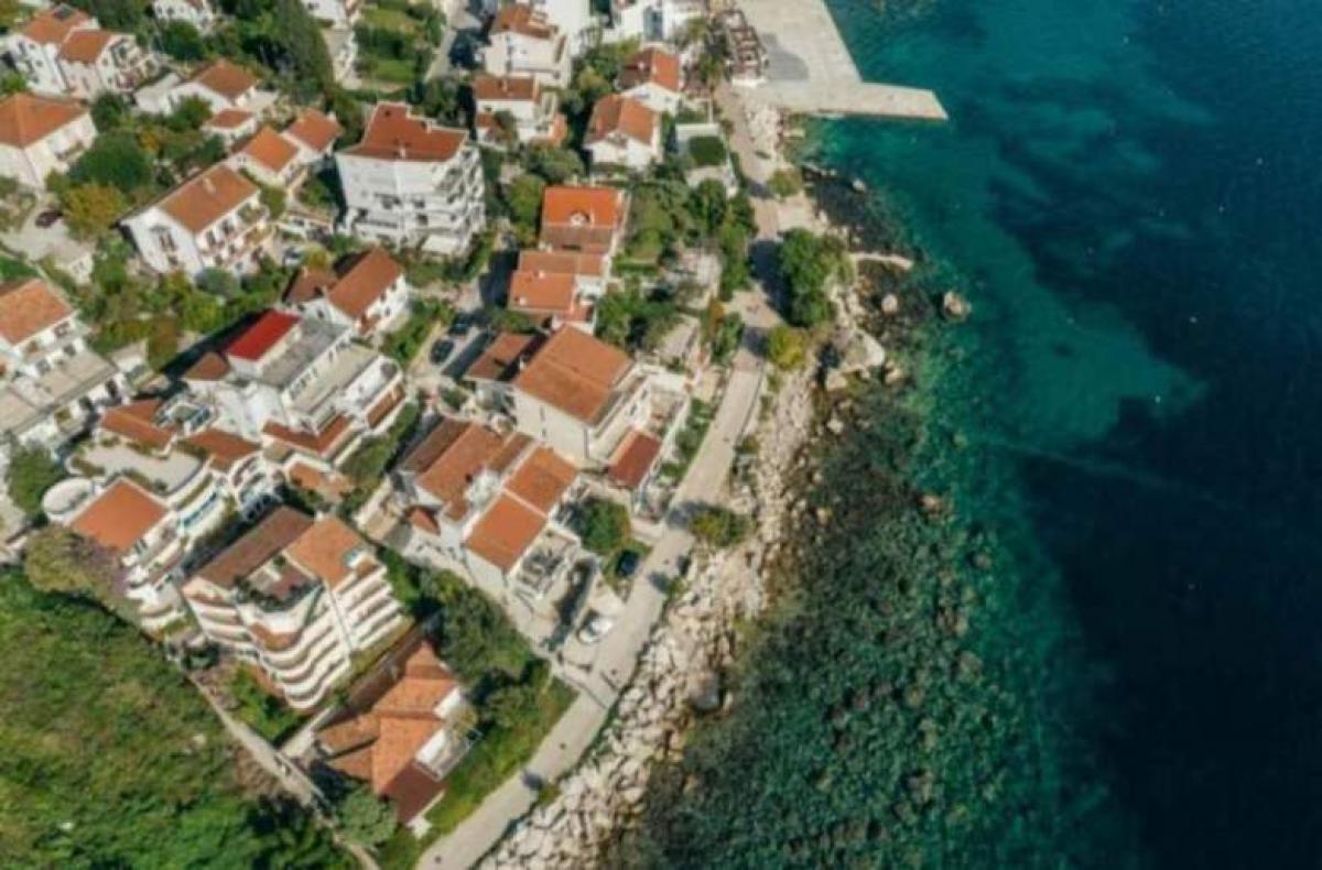 Ekskluzivna vila na prvoj liniji mora, Savina, Herceg Novi 2