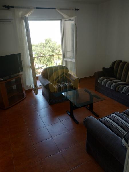 Dvosoban stan u Kotoru, 73m²