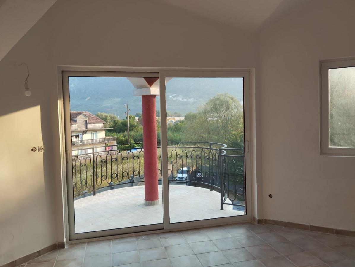 Two-Bedroom Apartment 79 m2, Glavati, Kotor 2