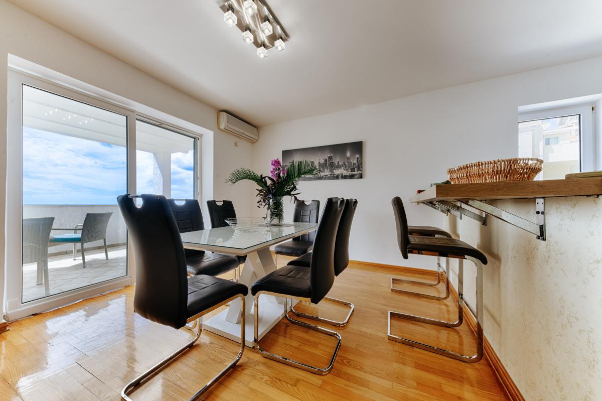 Duplex Apartment for Sale 139 m2, Sveti Stefan, 50m from the Sea, Sea View 2