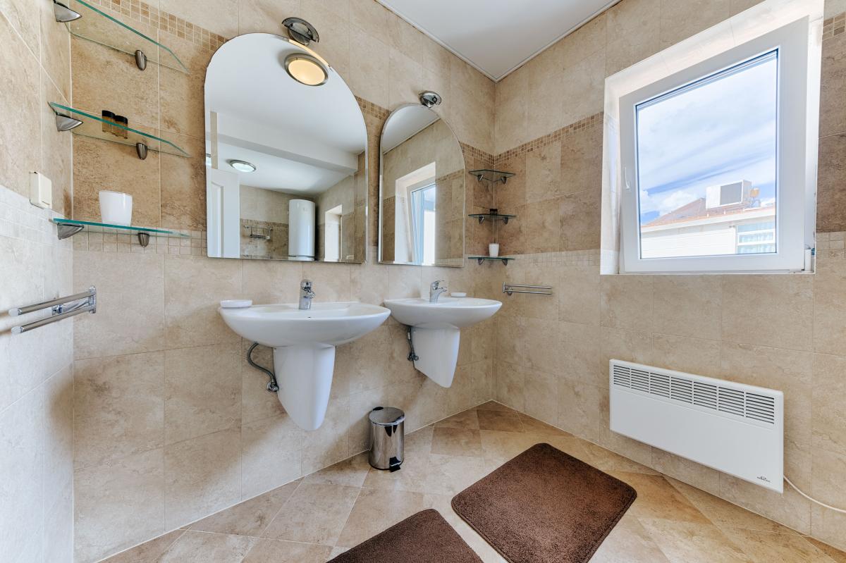 Duplex Apartment for Sale 139 m2, Sveti Stefan, 50m from the Sea, Sea View 14