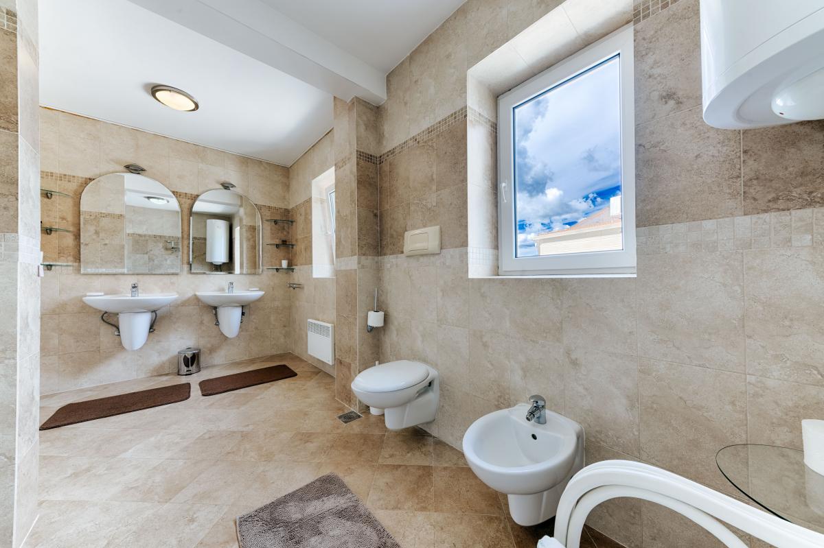 Duplex Apartment for Sale 139 m2, Sveti Stefan, 50m from the Sea, Sea View 16