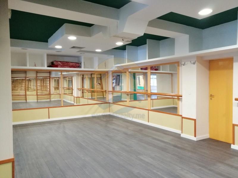 Poslovni prostor u Kotoru, 250m² 12