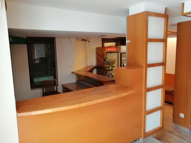 Poslovni prostor u Kotoru, 250m² 21