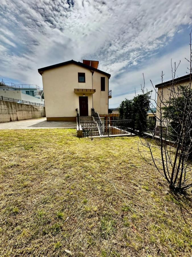 Modern three-story house with sea view in the suburbs of Tivat 3