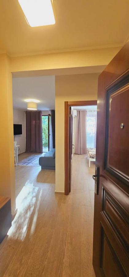 Jednosoban stan u Herceg Novom, 53m² 9