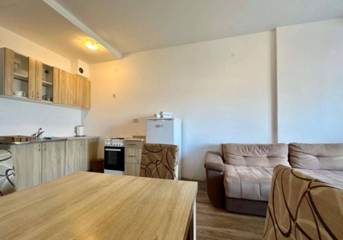One bedroom apartment 55m2 in Rafailovici 13
