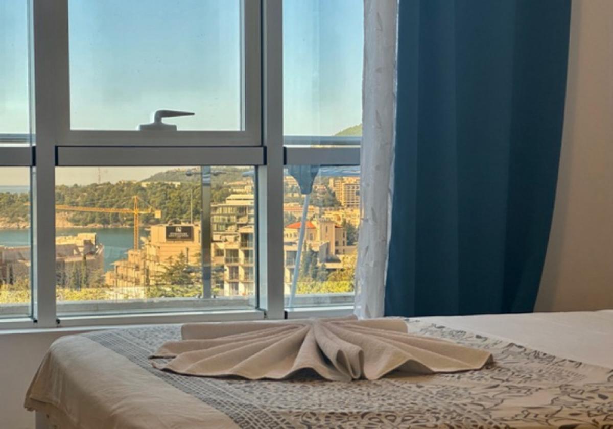 One bedroom apartment 55m2 in Rafailovici 16