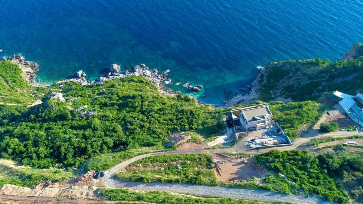 Urbanized land for sale, 1122 m2, Budva, Skocidjevojka 2