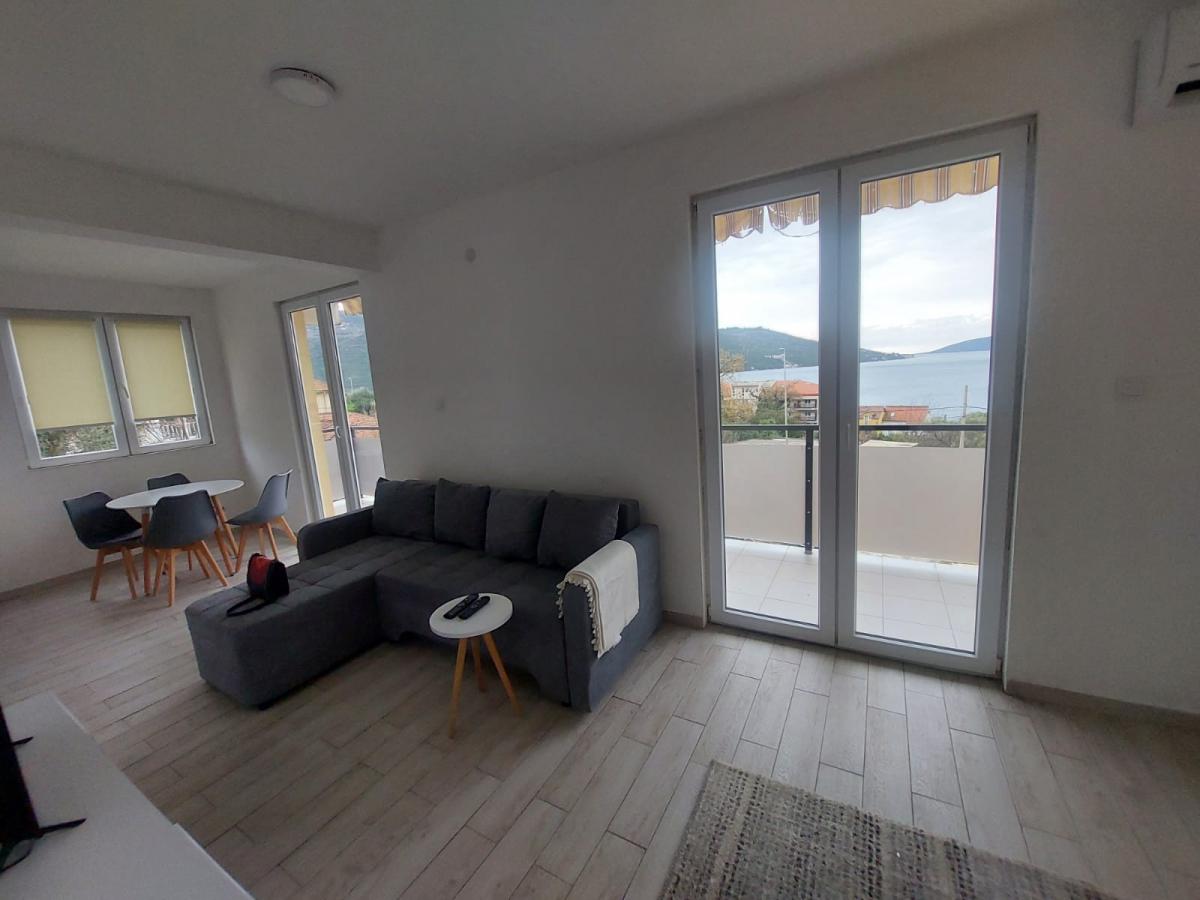 Jednosoban stan u Herceg Novom, 52m²