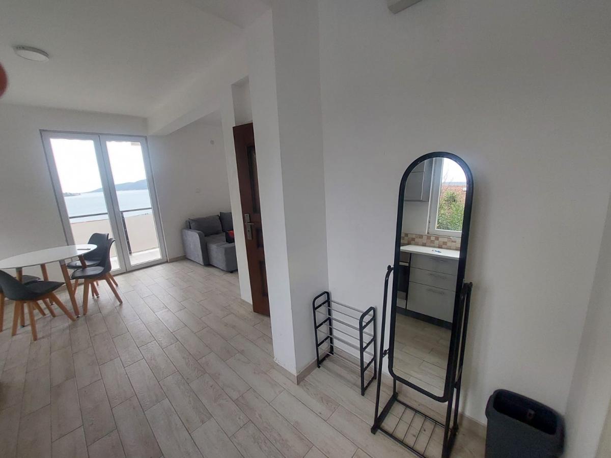 Jednosoban stan u Herceg Novom, 52m² 2