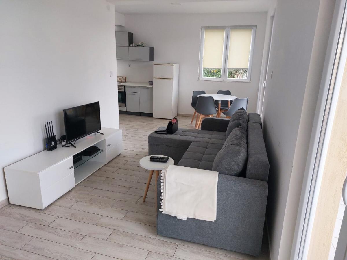 Jednosoban stan u Herceg Novom, 52m² 9
