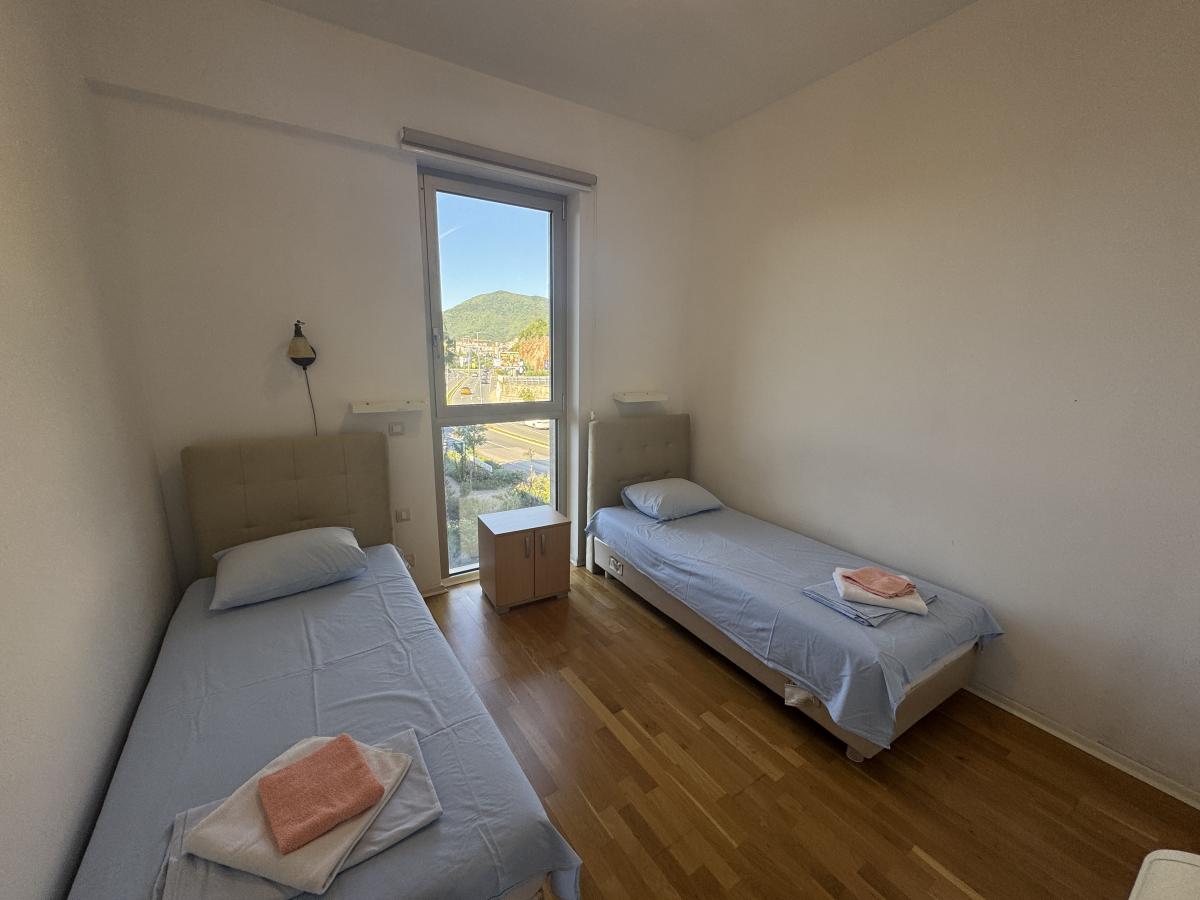 Trosoban stan u Budvi, 115m² 6