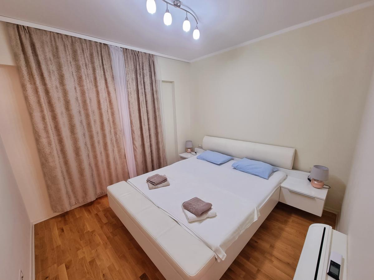 Trosoban stan u Budvi, 134m² 16