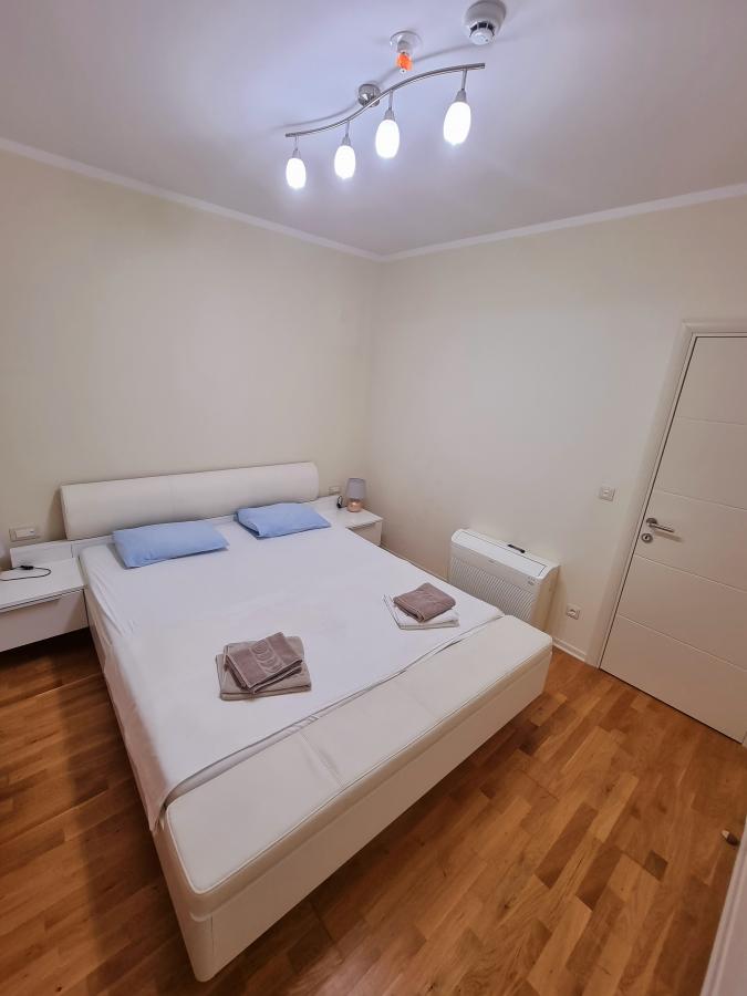 Trosoban stan u Budvi, 134m² 17
