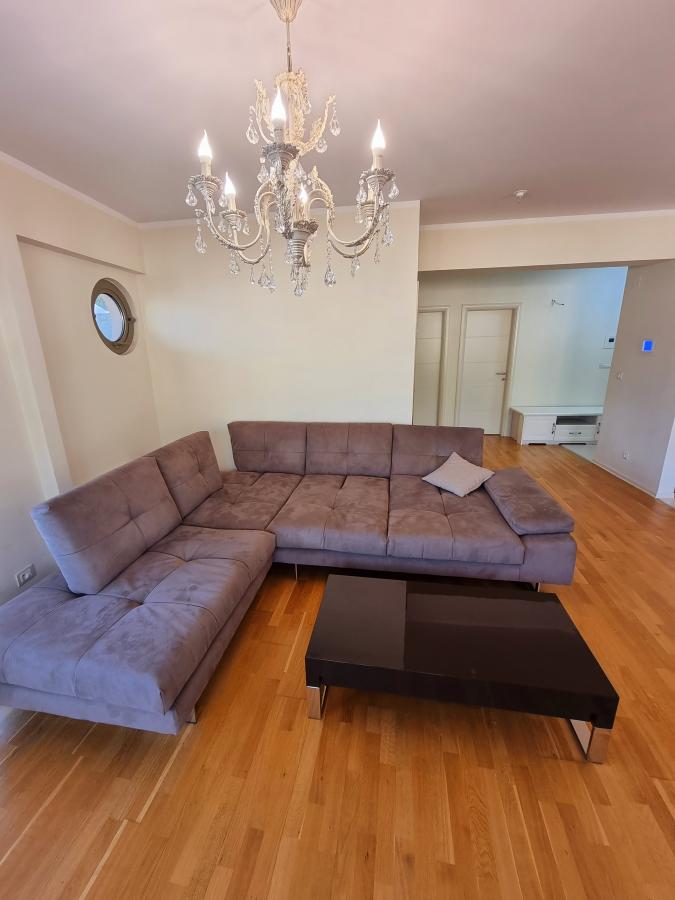 Trosoban stan u Budvi, 134m² 23
