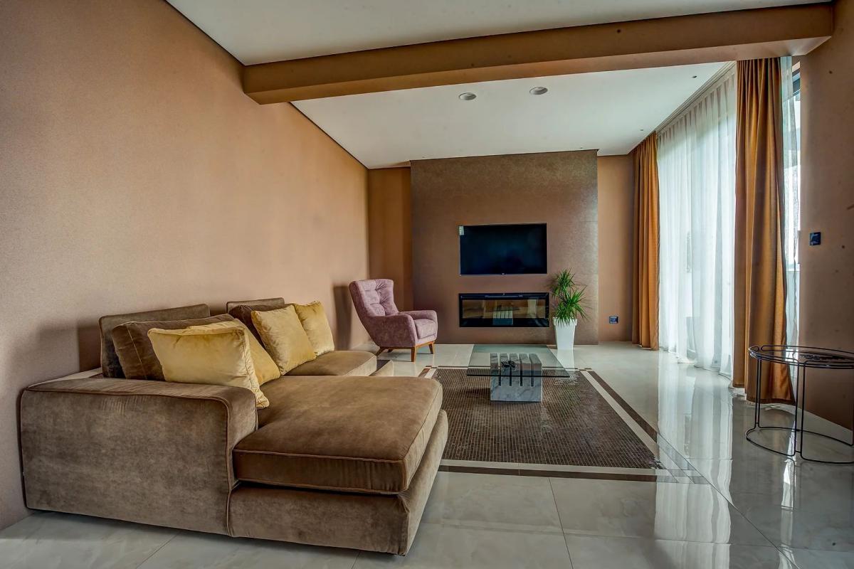 Kuća u Budvi, 364m² 4
